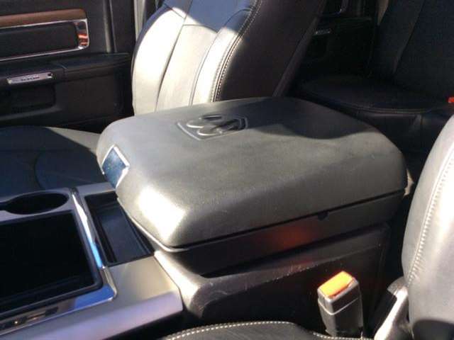 2014 RAM Ram Pickup 1500 4x4 Laramie 4dr Crew Cab 5.5 ft. SB Pickup